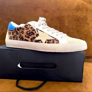 ShuShop “Pilar” Gold Goose dupes. Size 9. Leopard Print.